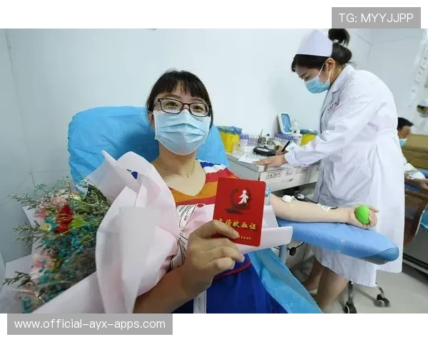 学生质疑军训献血“换休假”校方澄清：自愿行为